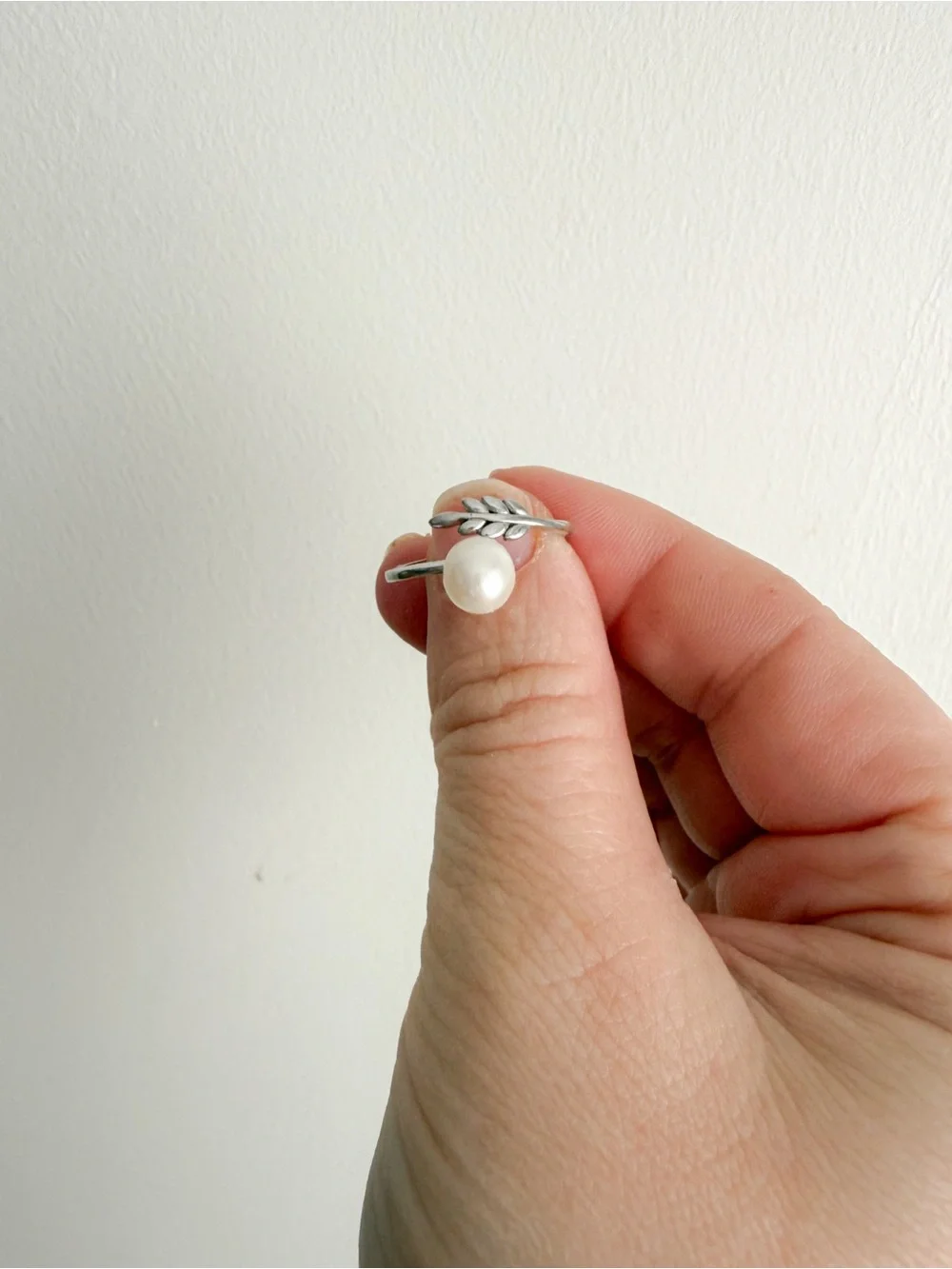 Sterling Silver Pearl Leaf Open Ring - White Pearl